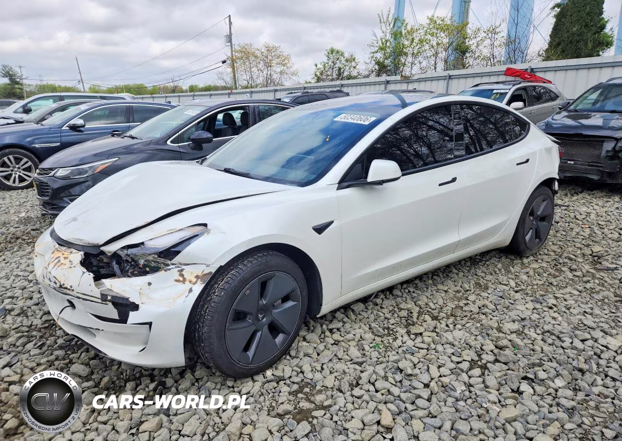 2023 Tesla Model 3 VIN:5YJ3E1EAXPF473325 - 1