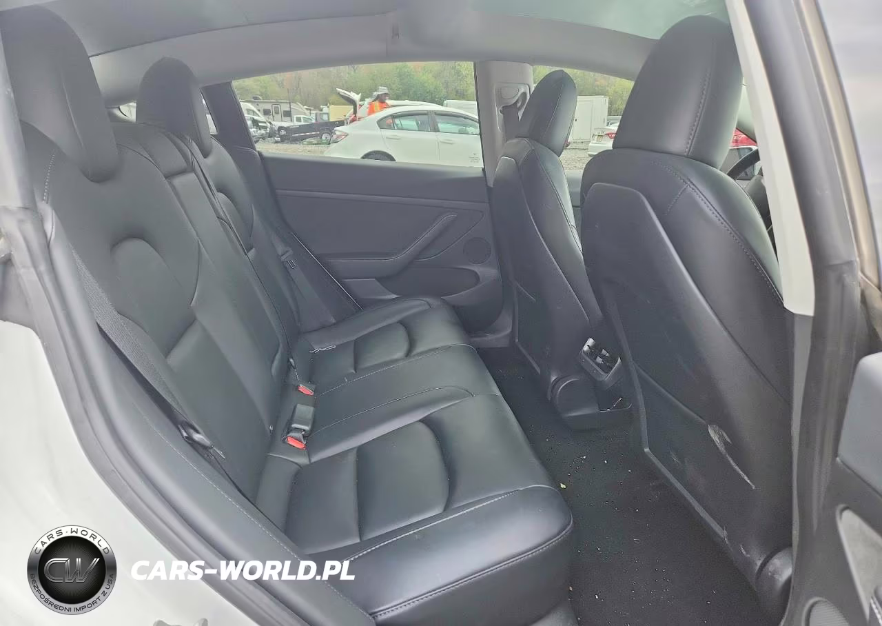 2023 Tesla Model 3 VIN:5YJ3E1EAXPF473325 - 10