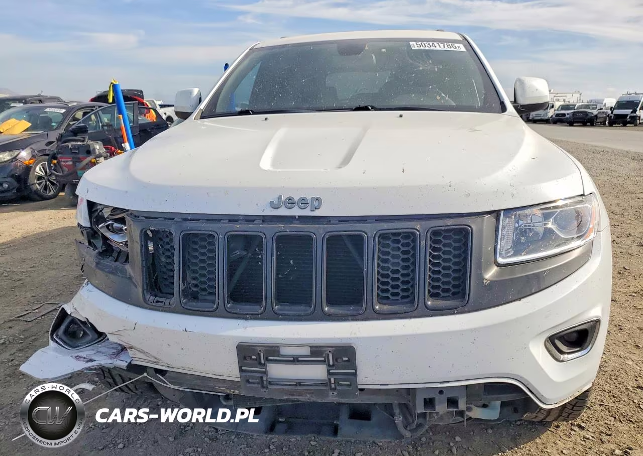 2014 Jeep Grand Cherokee Laredo VIN:1C4RJEAG8EC580830 - 5