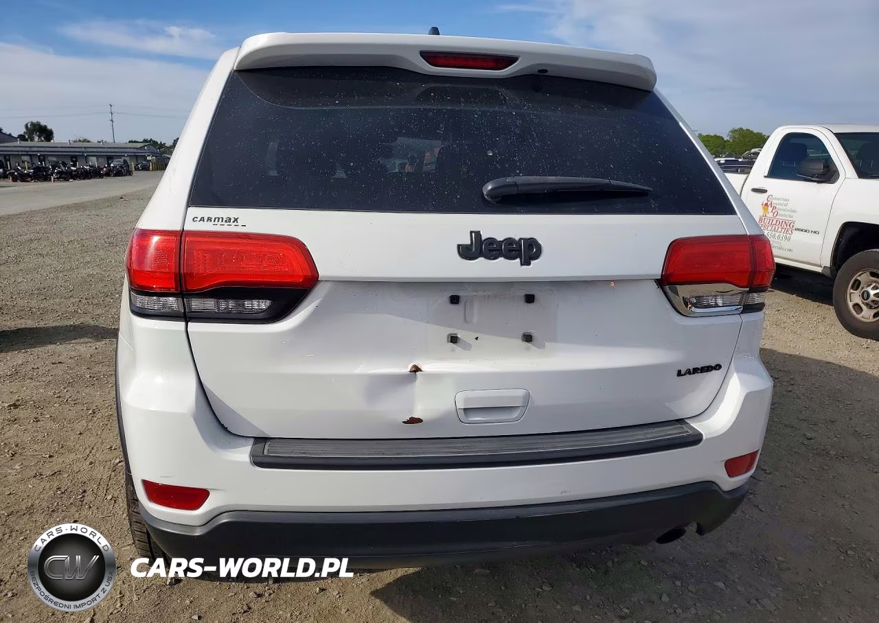 2014 Jeep Grand Cherokee Laredo VIN:1C4RJEAG8EC580830 - 6