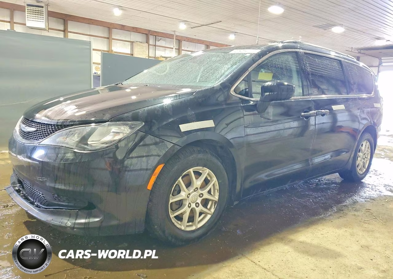 2021 Chrysler Voyager Lxi