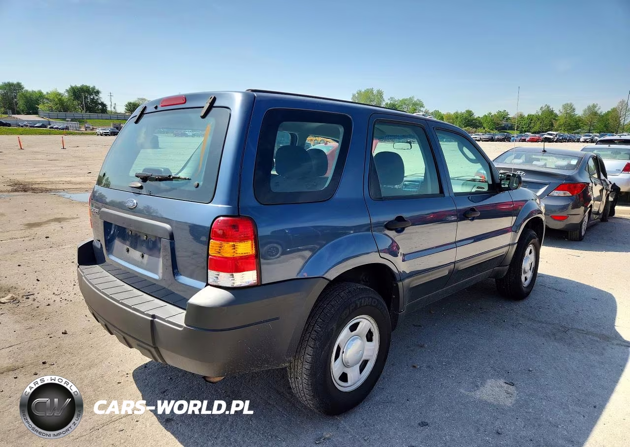 2005 Ford Escape Xls VIN:1FMYU92Z75KA16095 - 3