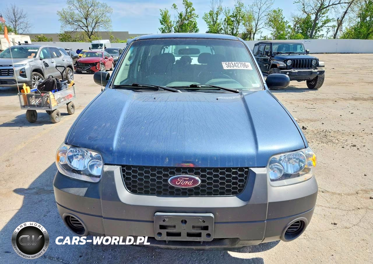 2005 Ford Escape Xls VIN:1FMYU92Z75KA16095 - 5