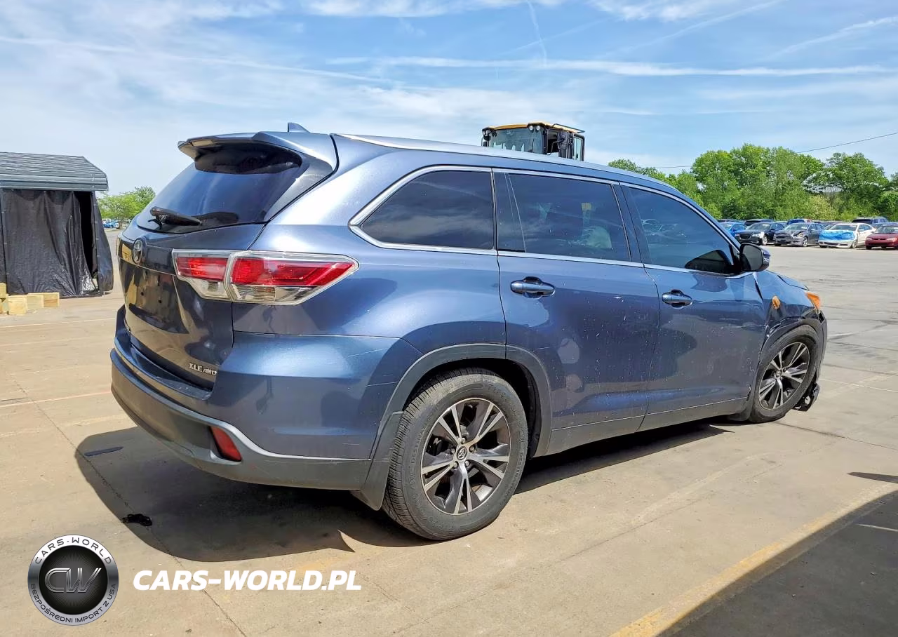2016 Toyota Highlander Xle VIN:5TDJKRFH4GS322812 - 3