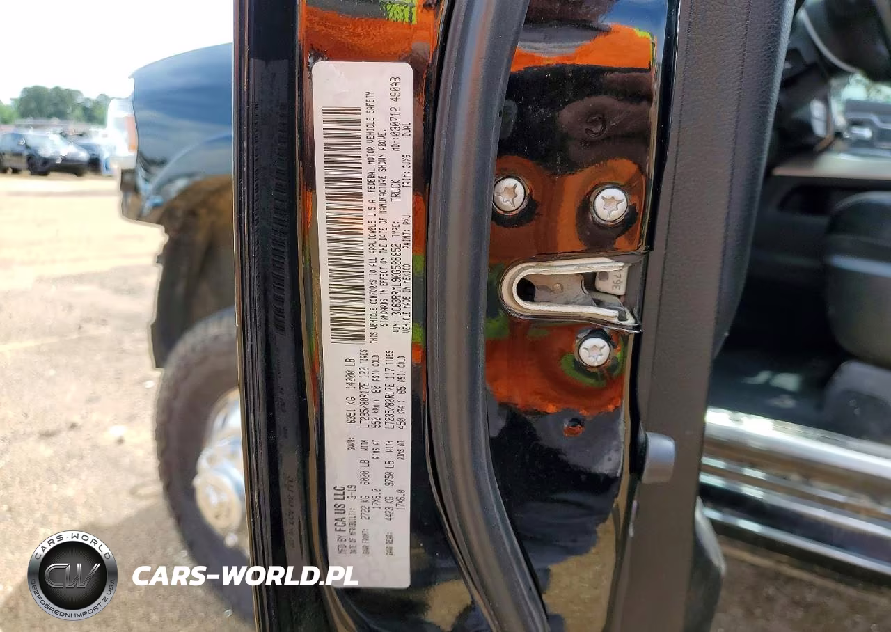 2019 Ram 3500 Laramie VIN:3C63RRML9KG536852 - 13