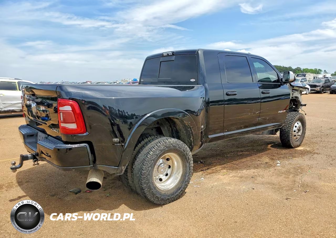 2019 Ram 3500 Laramie VIN:3C63RRML9KG536852 - 3