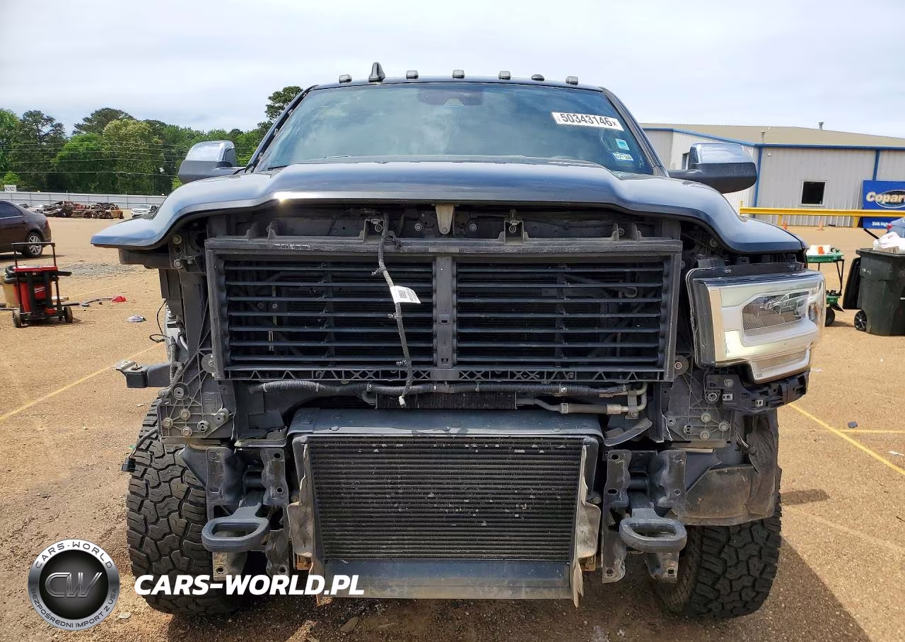 2019 Ram 3500 Laramie VIN:3C63RRML9KG536852 - 5