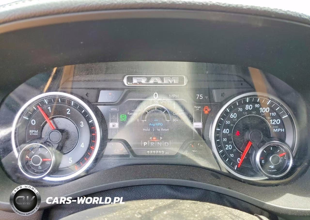 2019 Ram 3500 Laramie VIN:3C63RRML9KG536852 - 9