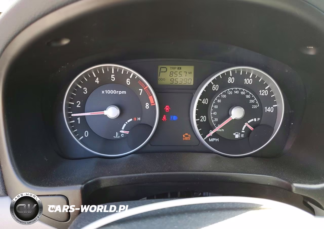 2006 Hyundai Accent Gls VIN:KMHCN46C96U056491 - 9