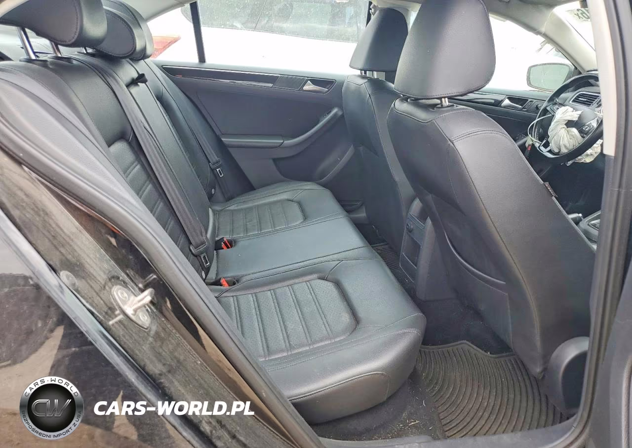 2015 Volkswagen Jetta Sel VIN:3VWL17AJ7FM323023 - 10