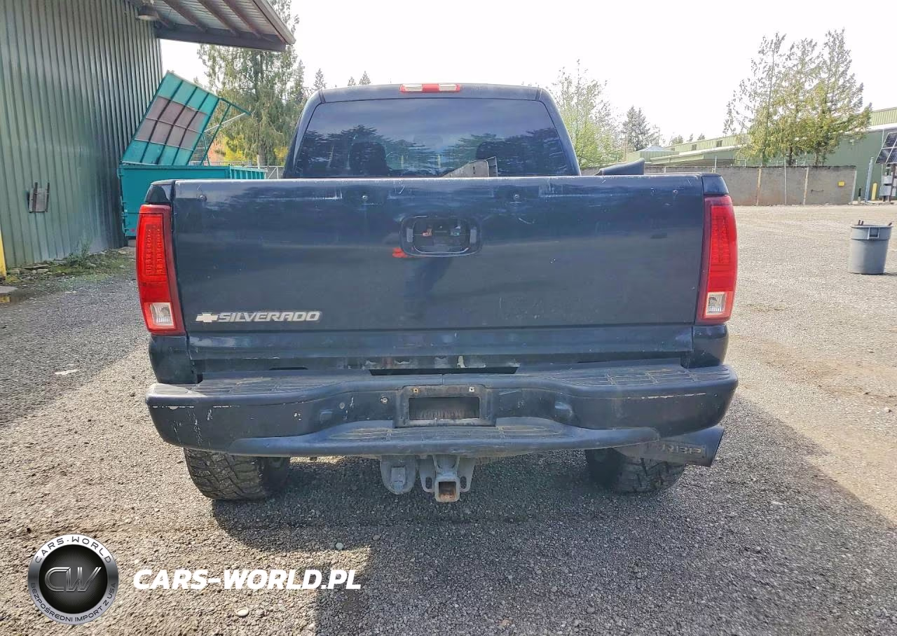 2005 Chevrolet Silverado C2500 Heavy Duty VIN:1GCHC23215F937706 - 6