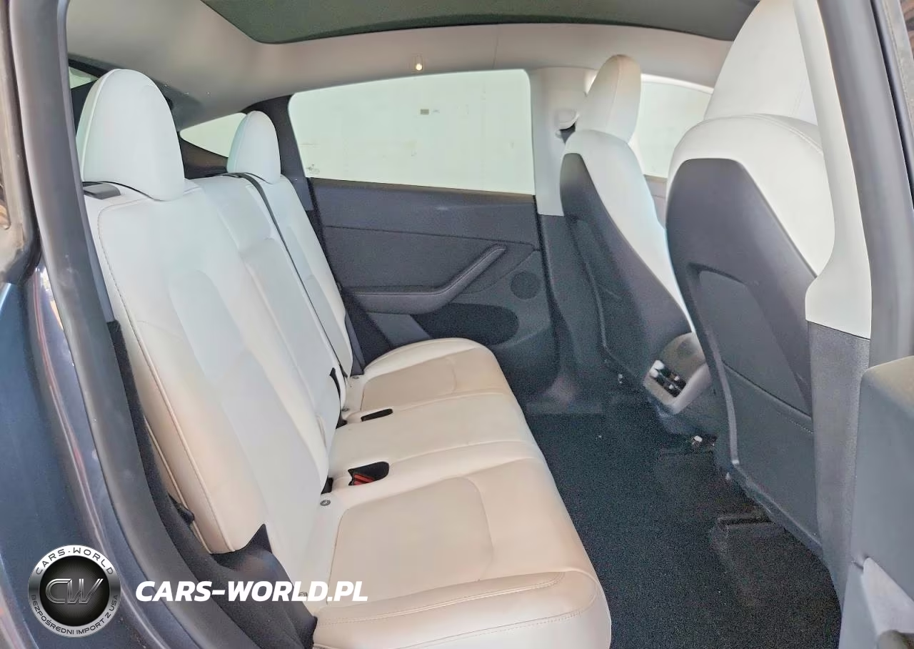 2023 Tesla Model Y VIN:7SAYGDEE1PA154822 - 11