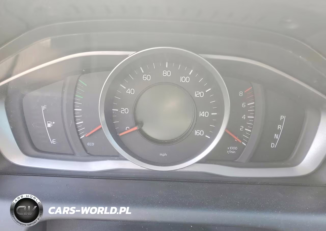 2015 Volvo Xc60 T5 VIN:YV440MDJ8F2682437 - 9