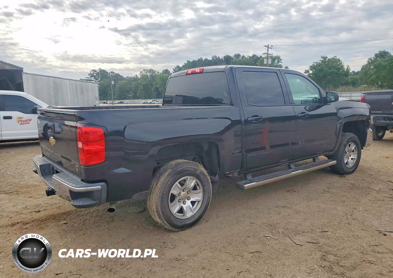 2018 Chevrolet Silverado C1500 Lt VIN:3GCPCREC1JG179479 - 3