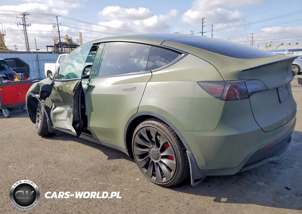 2023 Tesla Model Y VIN:7SAYGDEF8PF769847 - 2