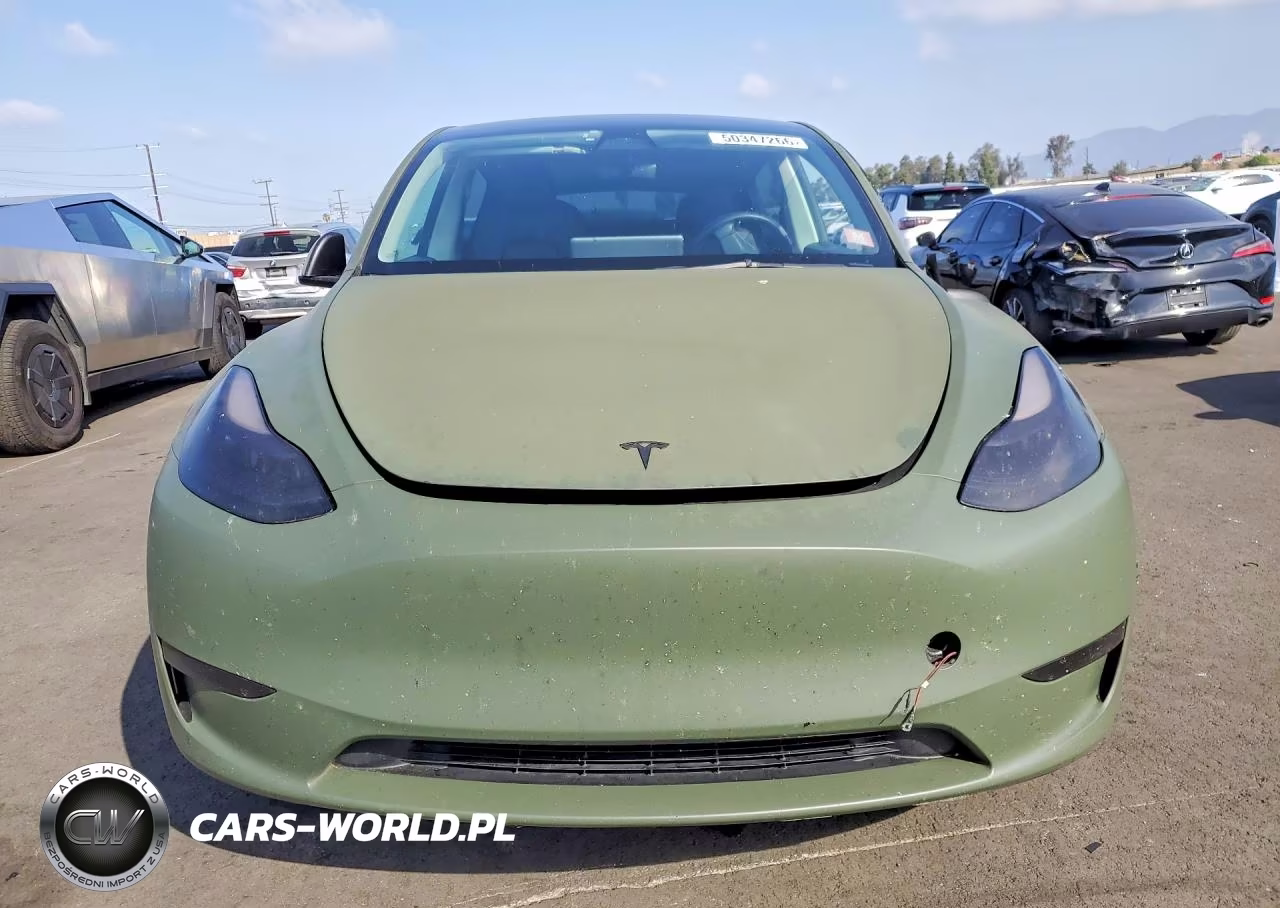 2023 Tesla Model Y VIN:7SAYGDEF8PF769847 - 5