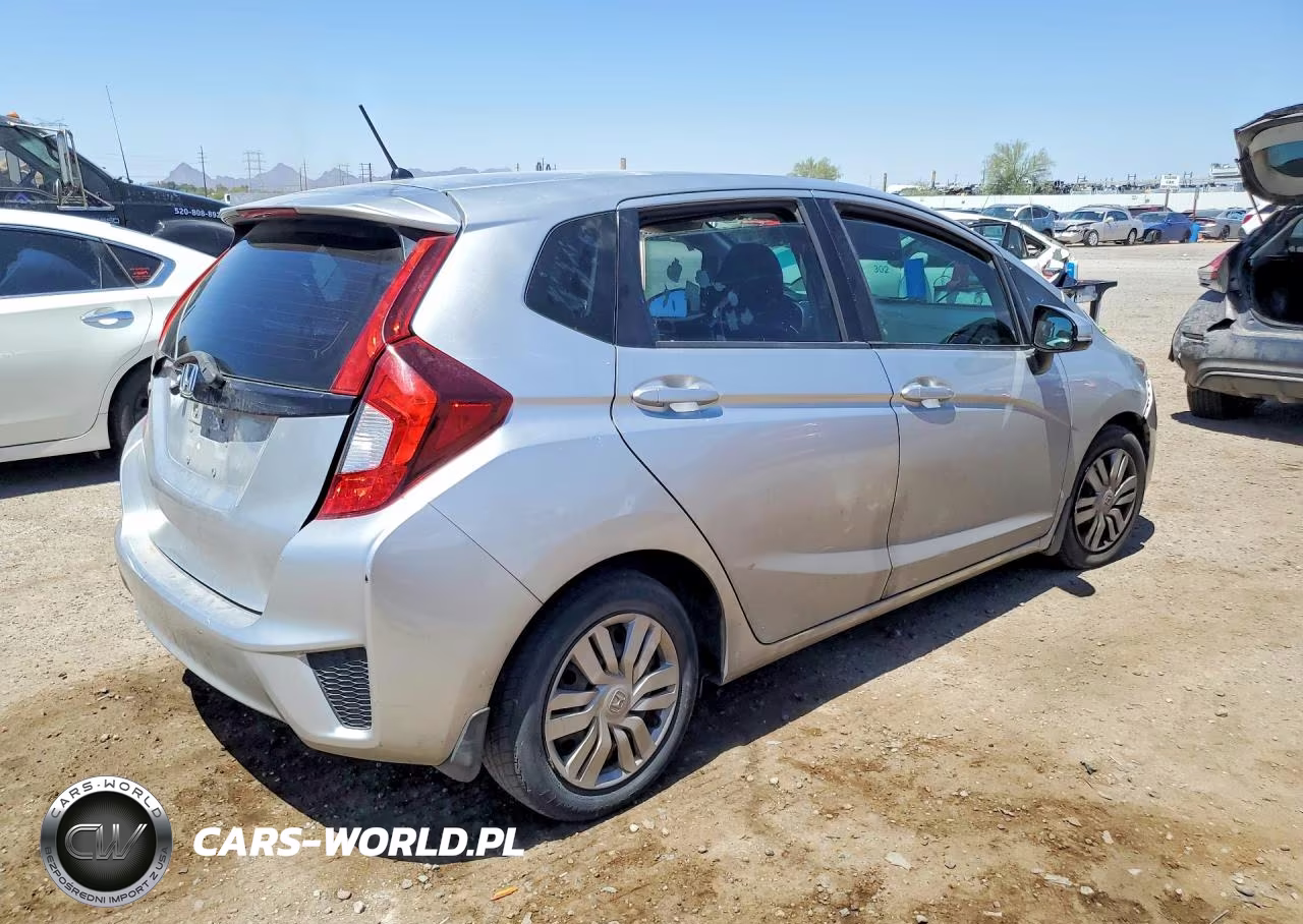 2015 Honda Fit Lx VIN:3HGGK5H52FM761478 - 3
