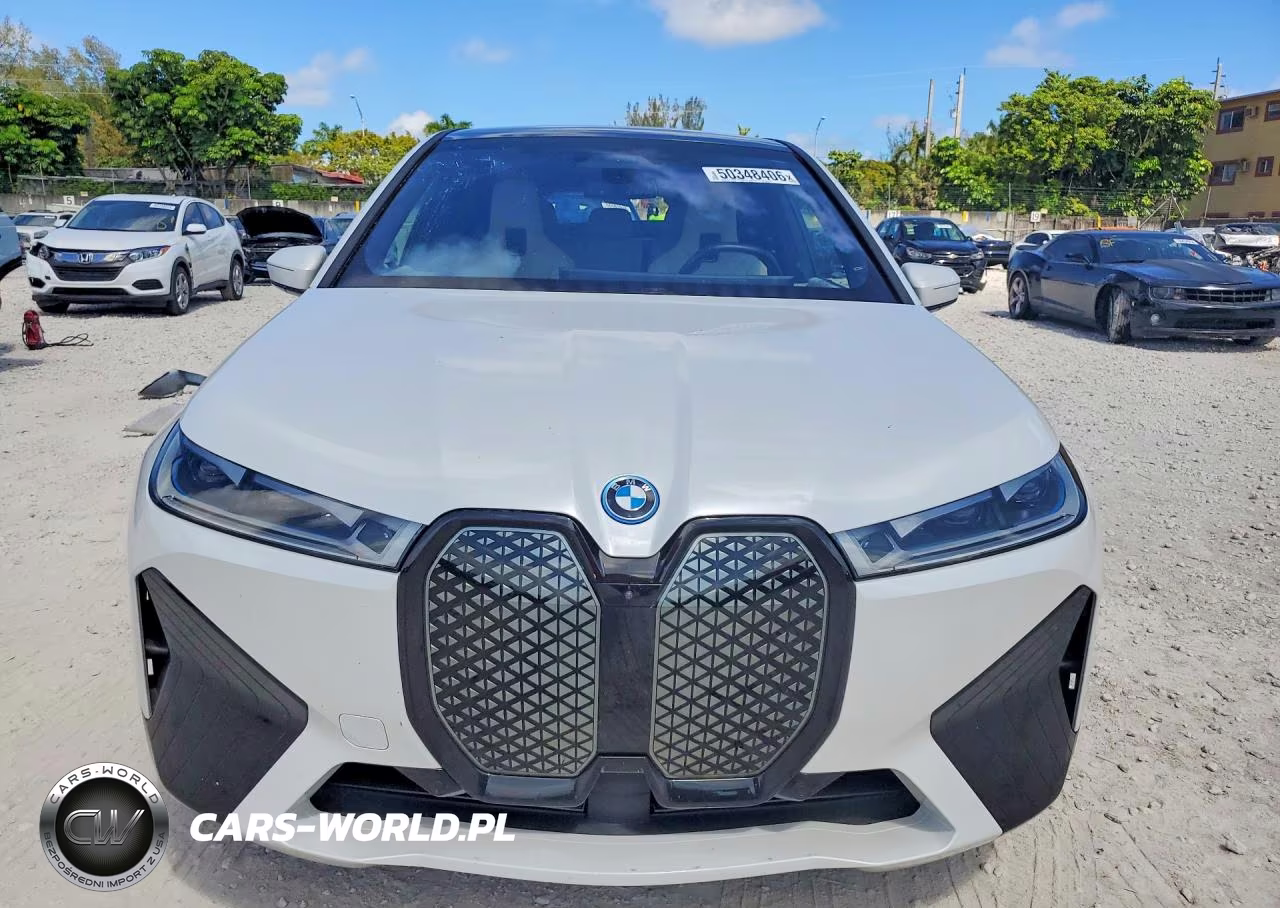 2023 BMW Ix xDrive50 VIN:WB523CF0XPCM64118 - 5