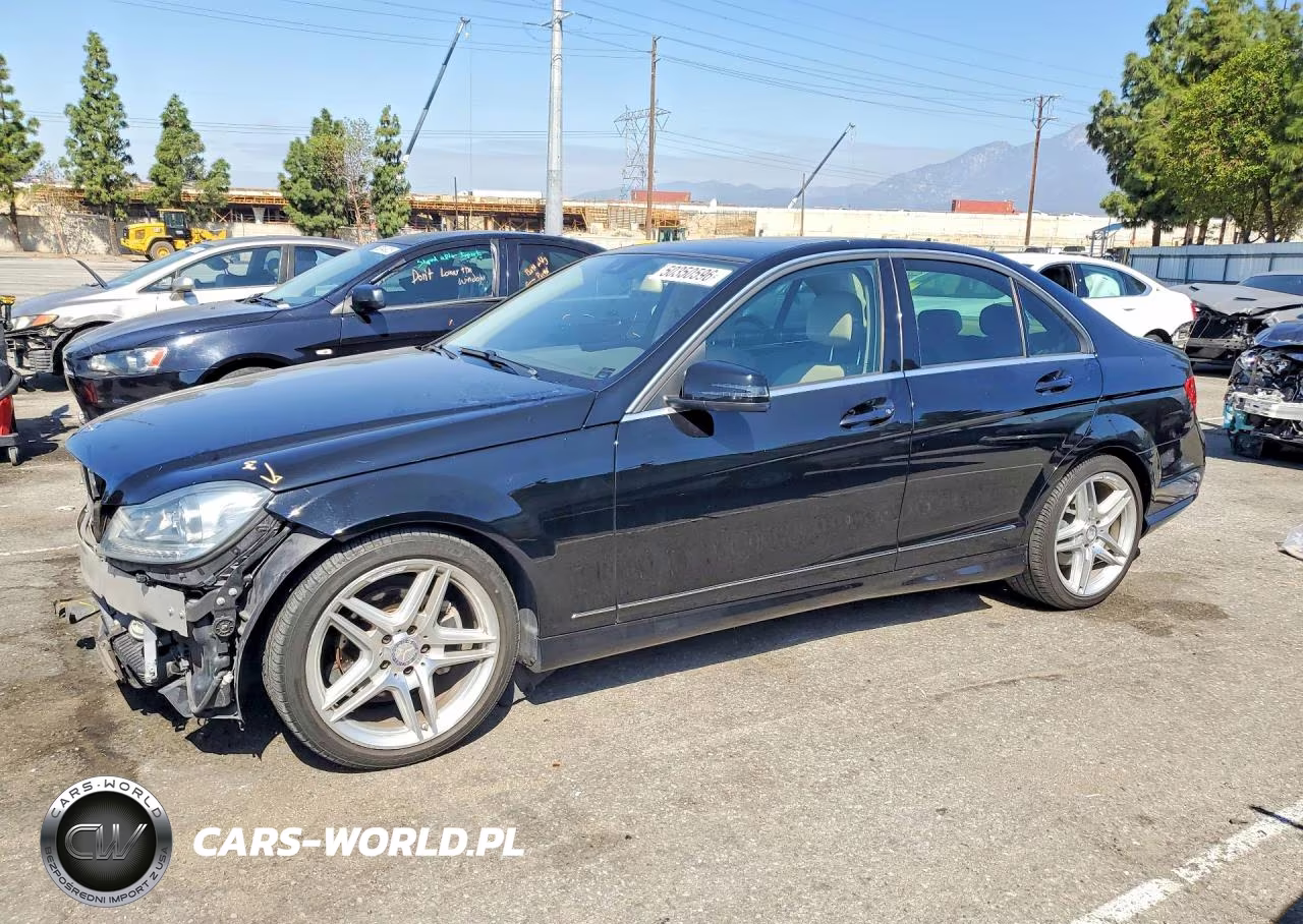 2013 Mercedes-Benz C 250 – zdjęcie 1 z 12
