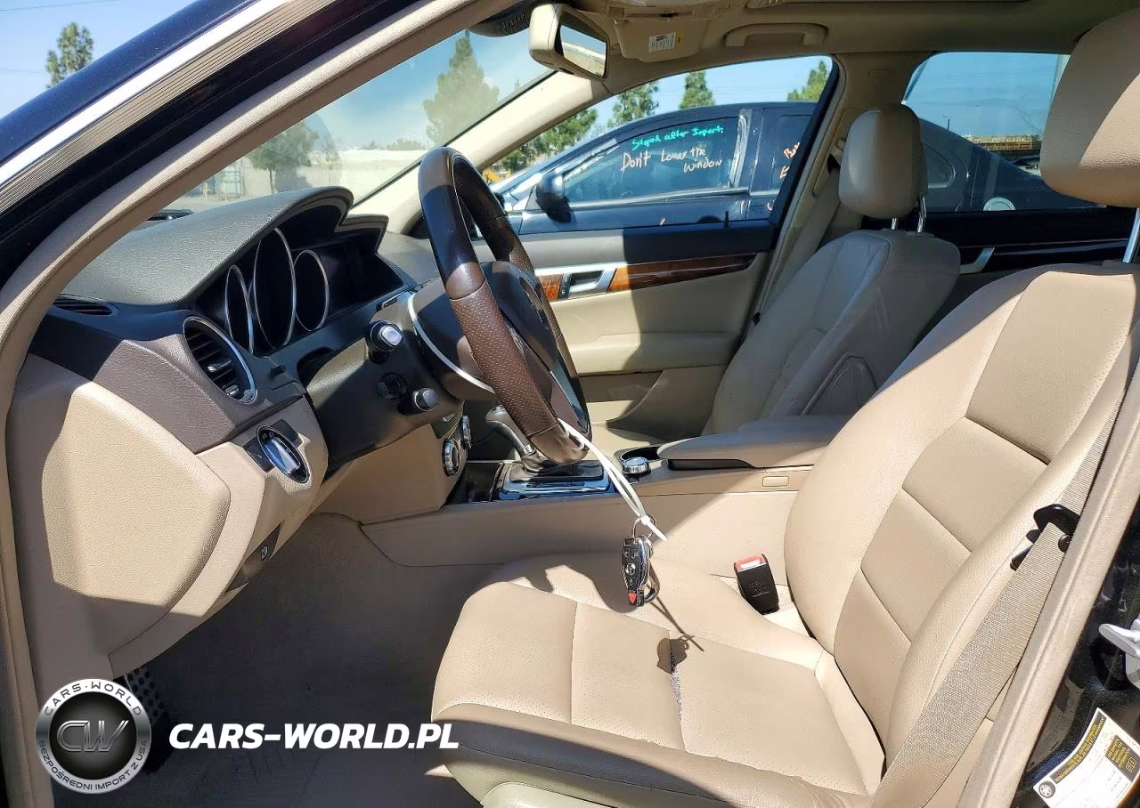 2013 Mercedes-Benz C 250 VIN:WDDGF4HB3DR294009 - 7