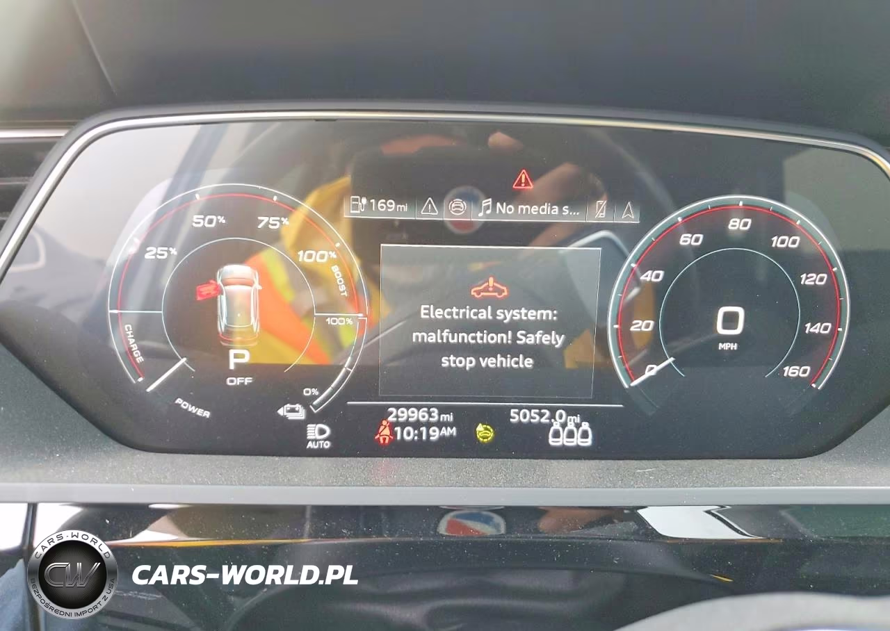 2024 Audi Q8 E-Tron Premium VIN:WA14AAGE9RB061140 - 9