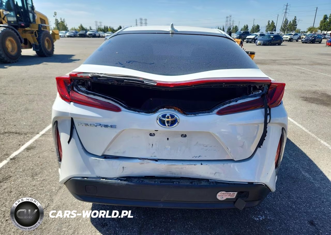 2020 Toyota Prius Prime Le VIN:JTDKARFP4L3142336 - 6