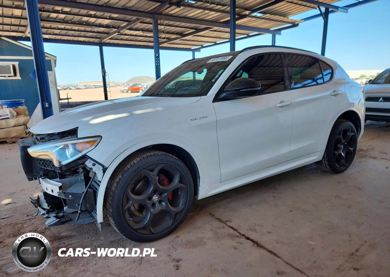 2022 Alfa Romeo Stelvio Ti