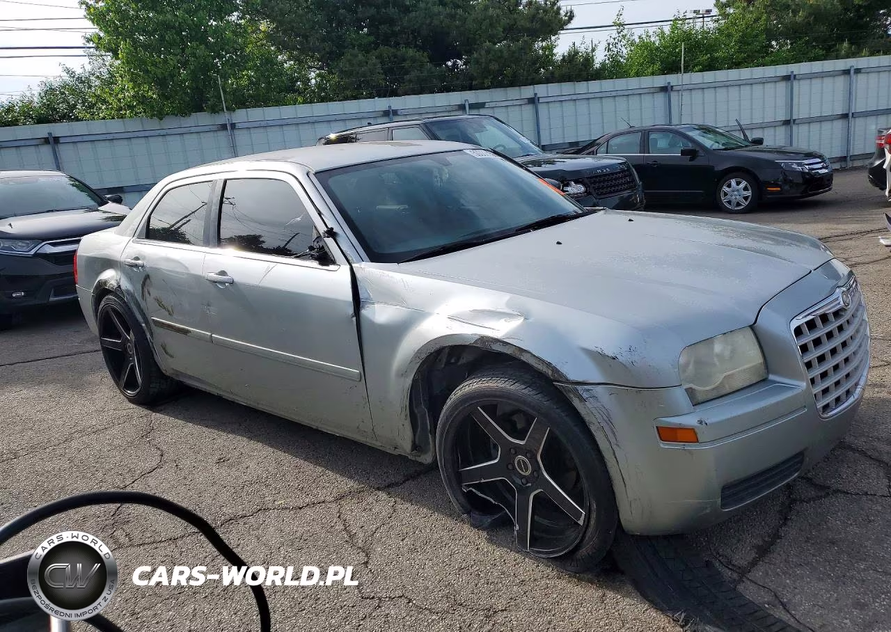 2005 Chrysler 300 VIN:2C3JA43R05H569554 - 4
