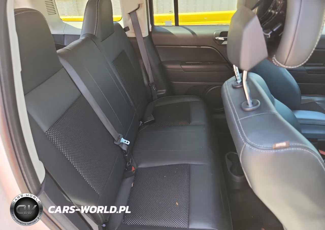 2016 Jeep Patriot VIN:1C4NJPBA2GD678544 - 11
