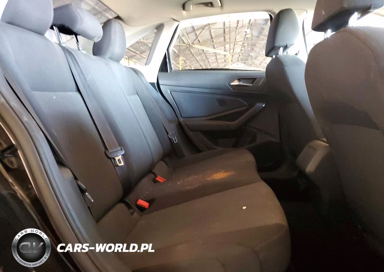 2019 Volkswagen Jetta S VIN:3VWN57BU0KM225516 - 10