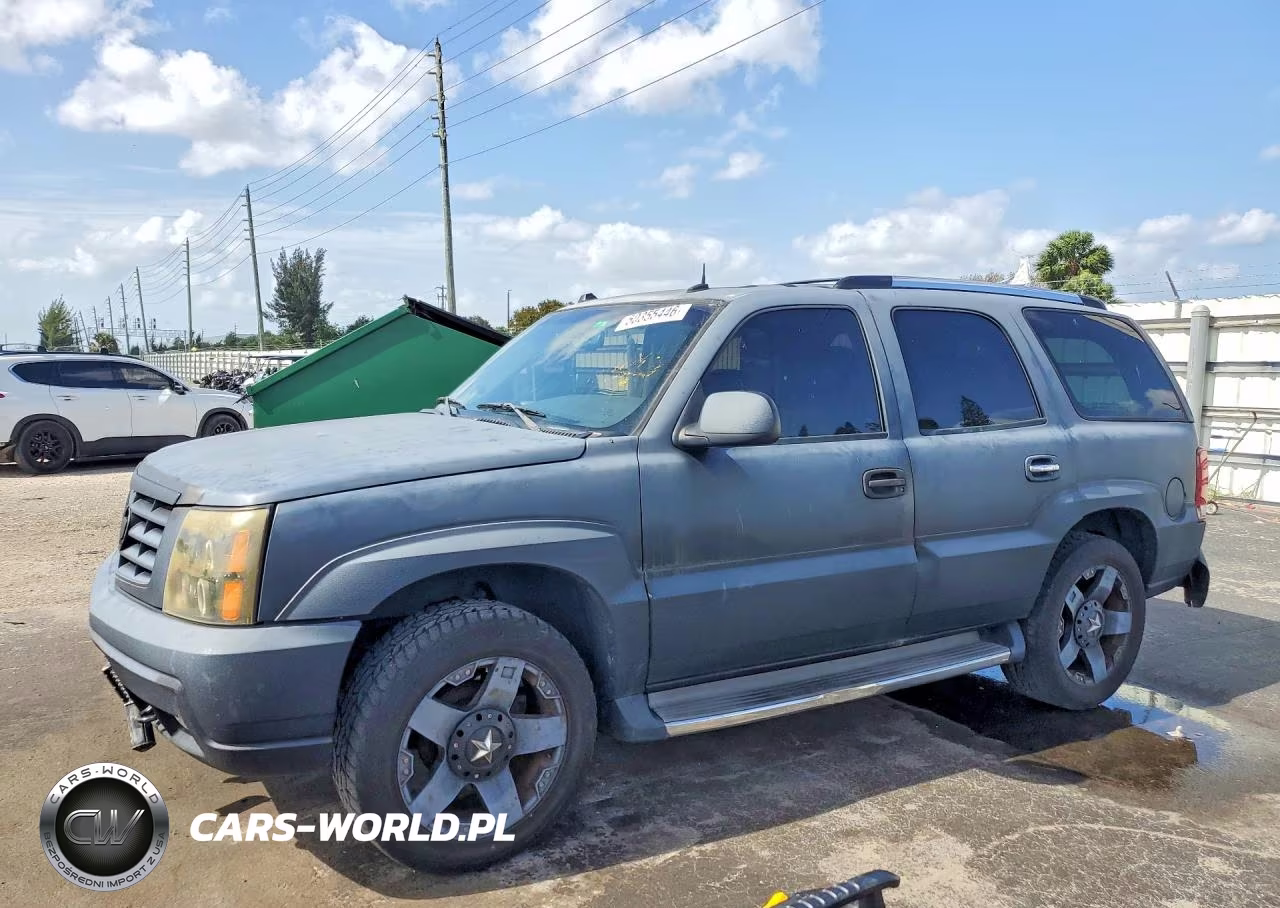 2004 Cadillac Escalade Luxury