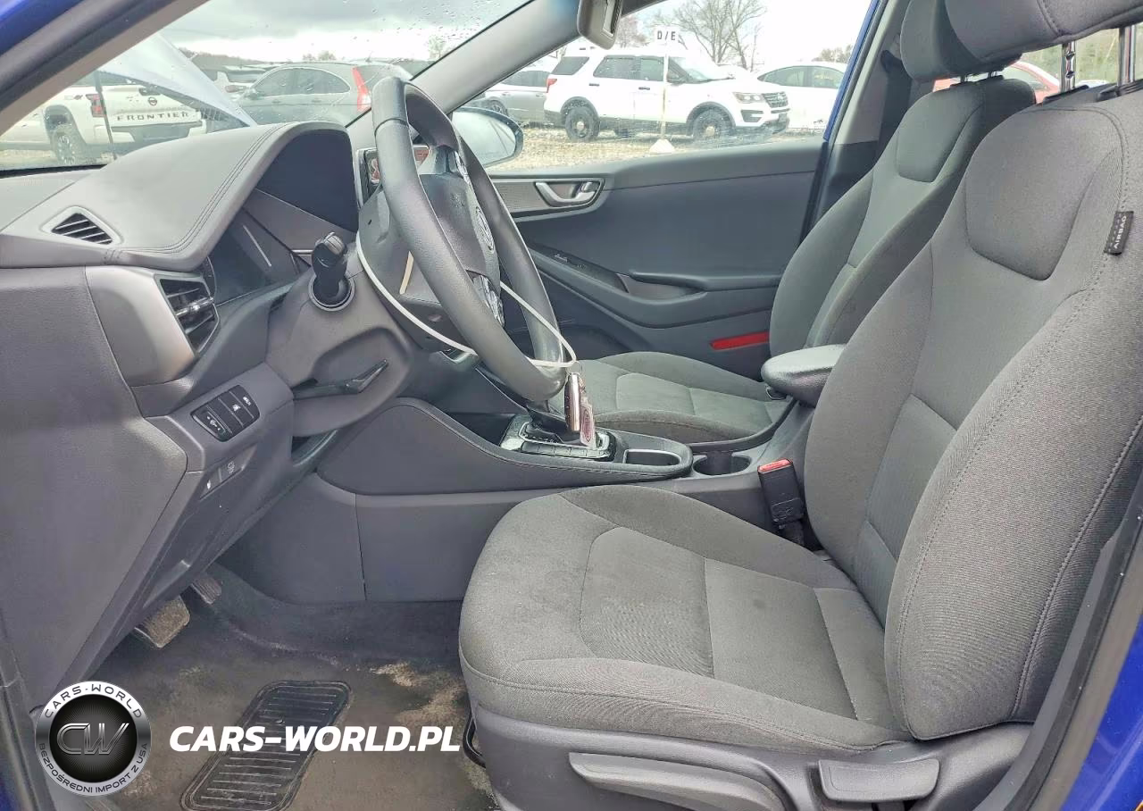 2020 Hyundai Ioniq Blue VIN:KMHC65LCXLU241748 - 7