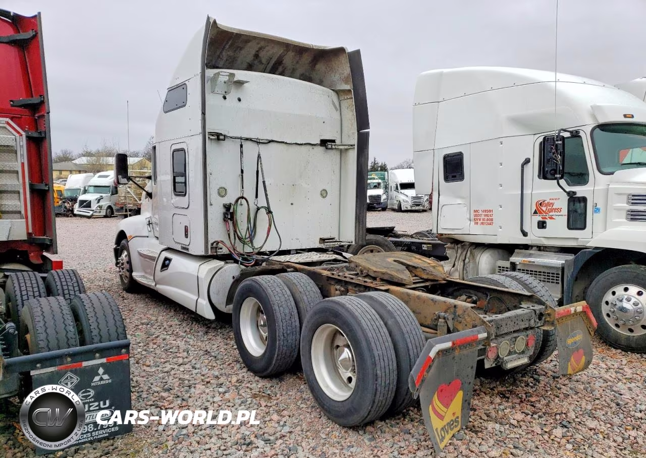 2013 Kenworth Construction T660 VIN:1XKAD49X8DJ345636 - 3