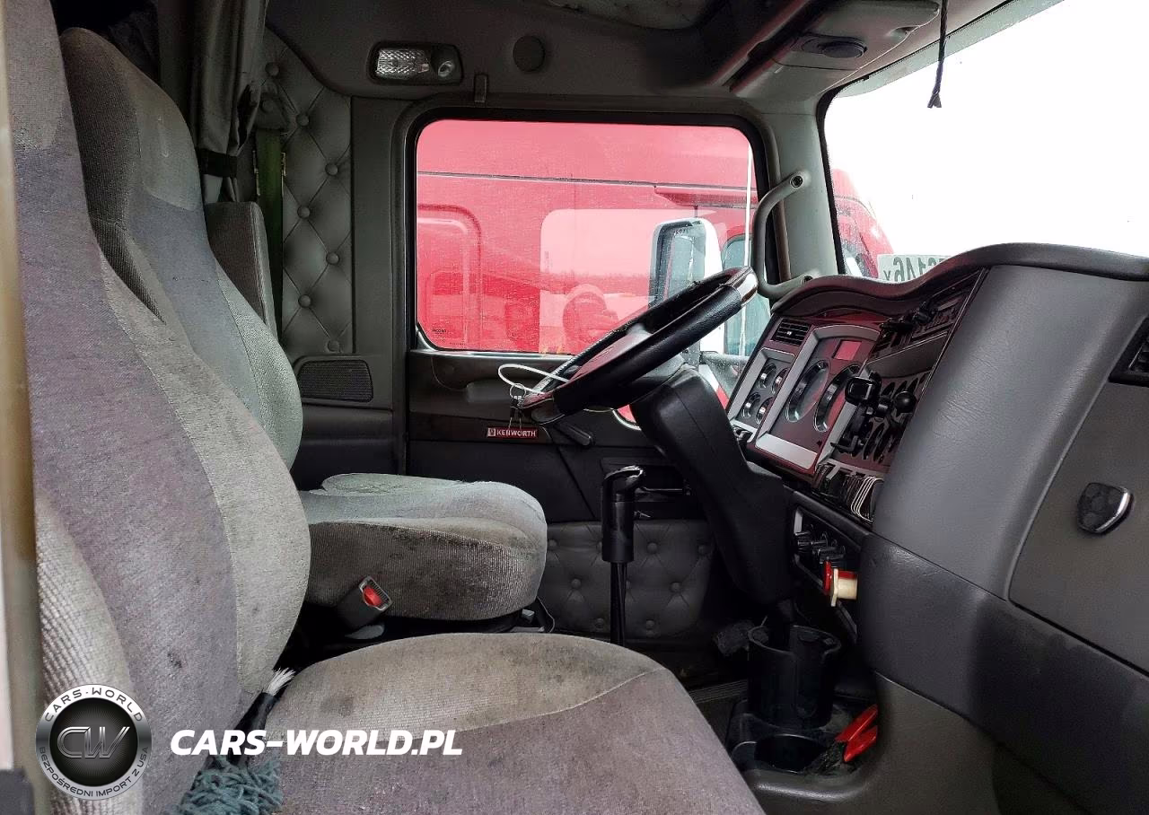2013 Kenworth Construction T660 VIN:1XKAD49X8DJ345636 - 5