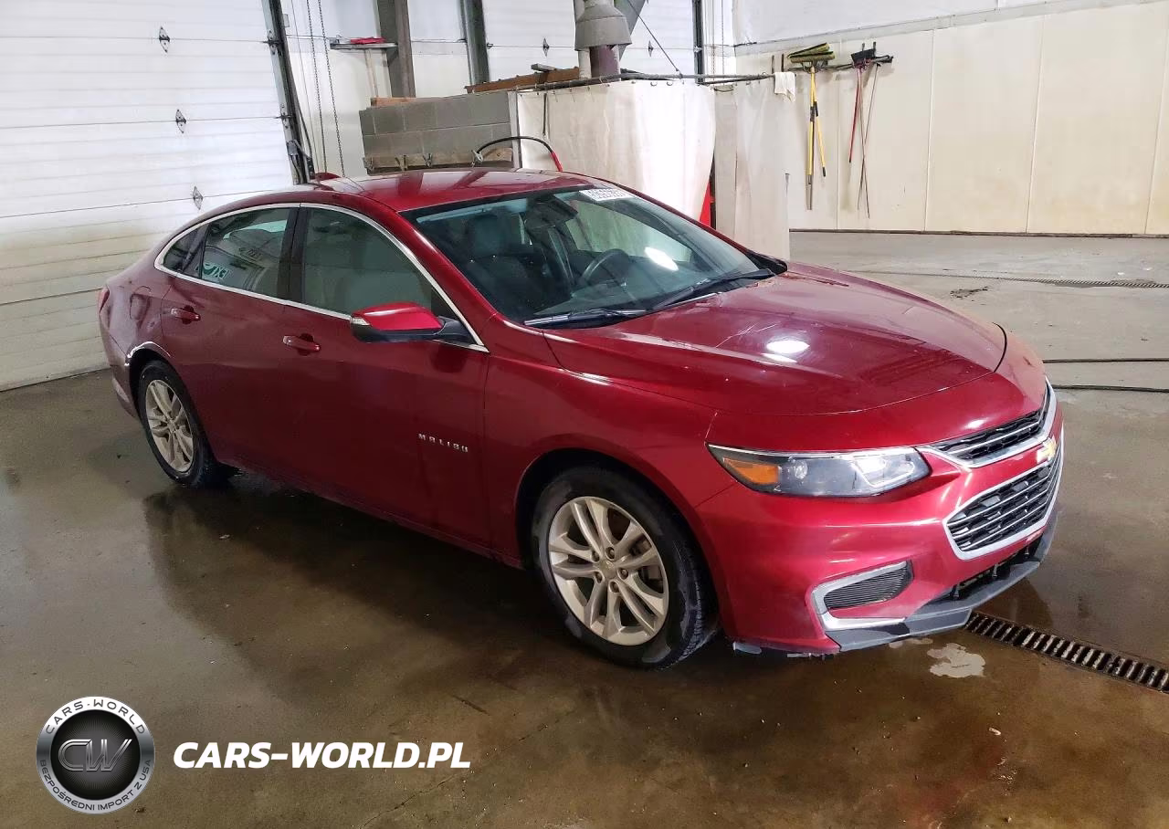 2017 Chevrolet Malibu Lt VIN:1G1ZE5ST4HF231692 - 4