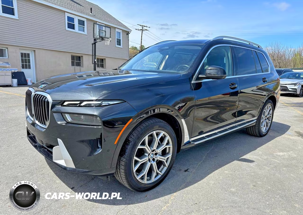 2025 BMW X7 xDrive40I
