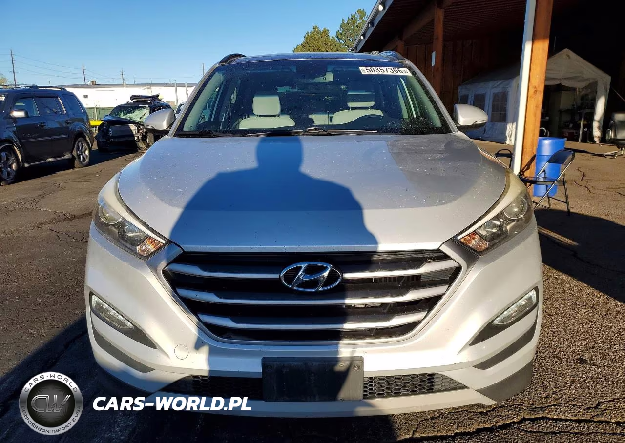 2017 Hyundai Tucson Value VIN:KM8J3CA20HU581688 - 5