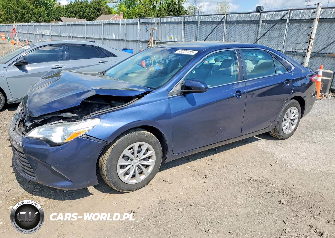 2016 Toyota Camry Le