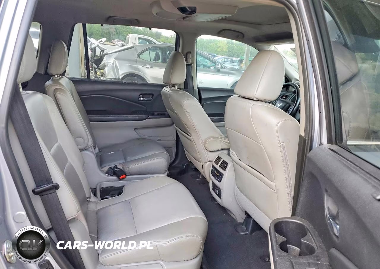 2020 Honda Pilot Touring VIN:5FNYF5H64LB012746 - 10