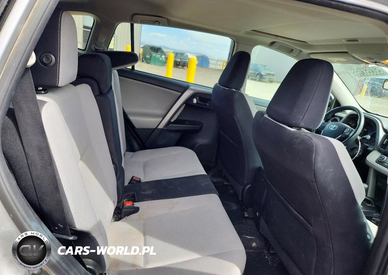 2018 Toyota Rav4 Xle VIN:2T3WFREV1JW462730 - 10