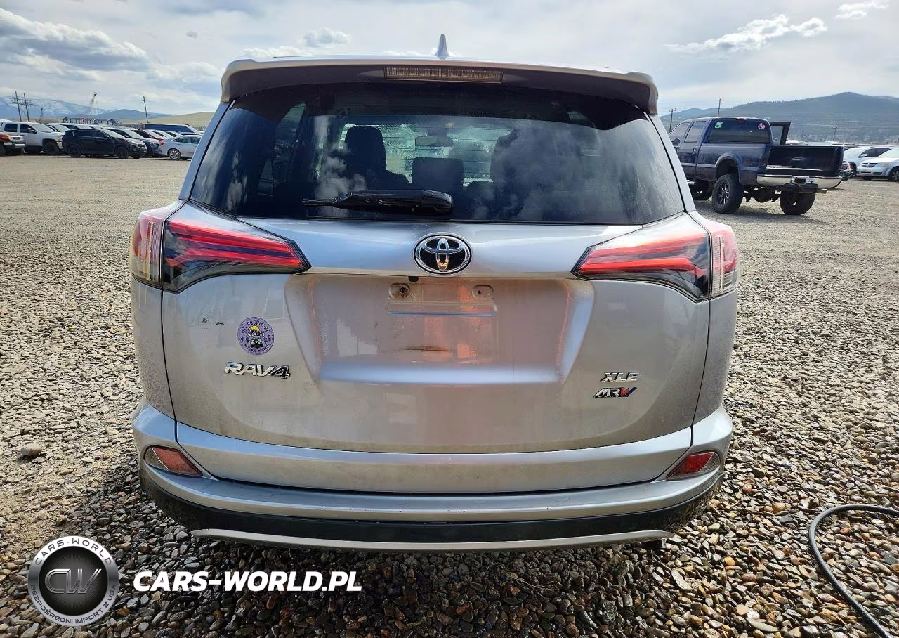 2018 Toyota Rav4 Xle VIN:2T3WFREV1JW462730 - 6