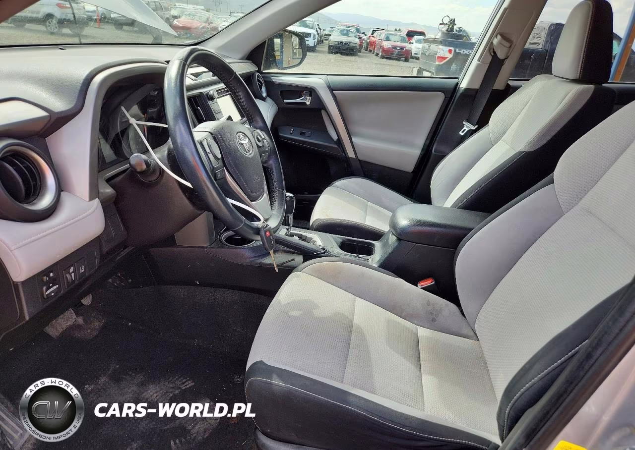 2018 Toyota Rav4 Xle VIN:2T3WFREV1JW462730 - 7