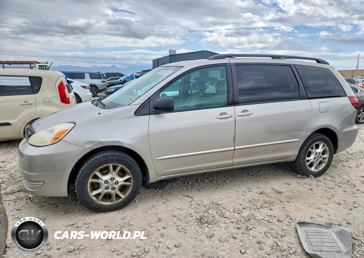 2005 Toyota Sienna Le