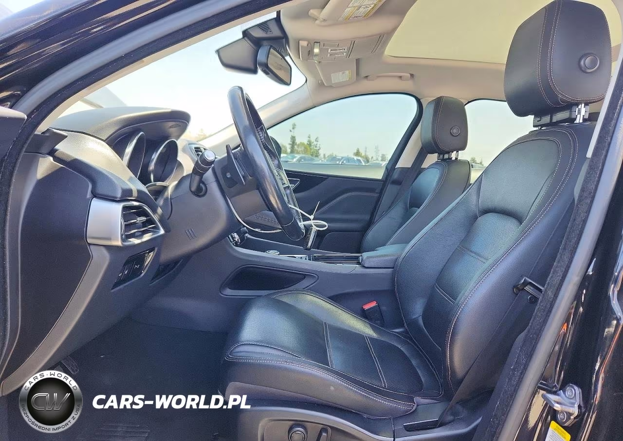 2018 Jaguar F-Pace Prestige VIN:SADCK2FX7JA351284 - 7