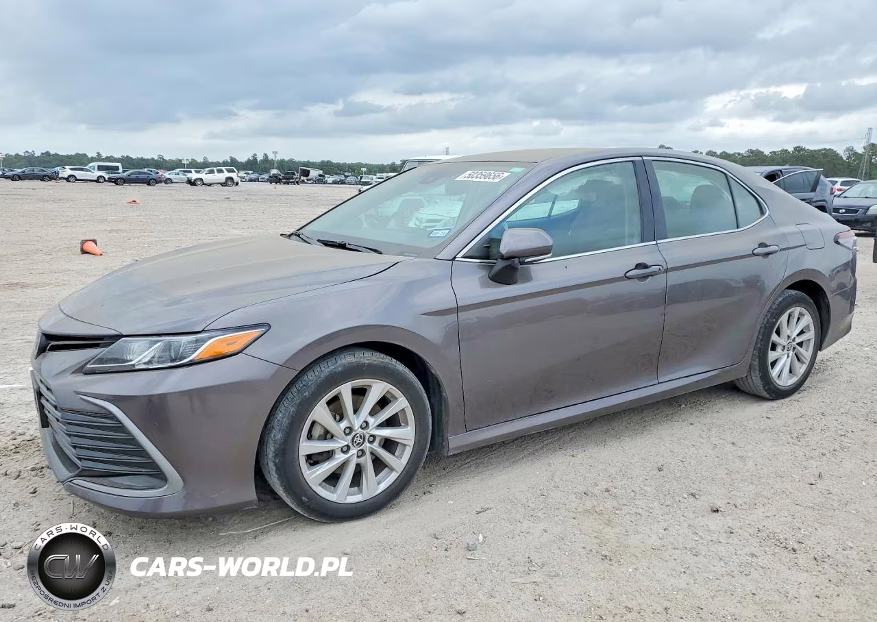 2024 Toyota Camry Le