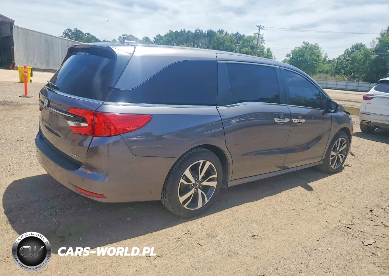 2022 Honda Odyssey Touring VIN:5FNRL6H81NB056338 - 3