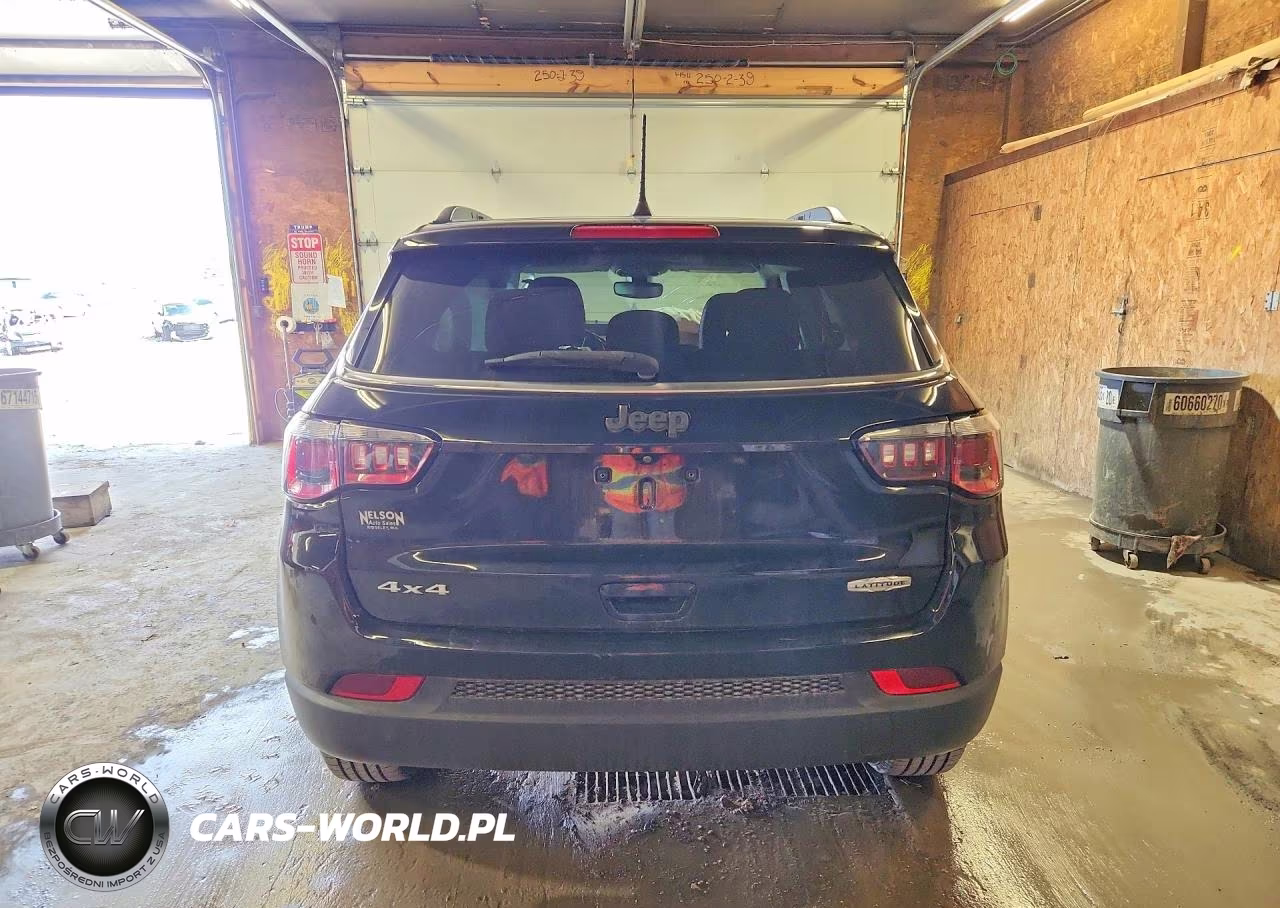 2018 Jeep Compass Latitude VIN:3C4NJDBB3JT366175 - 6