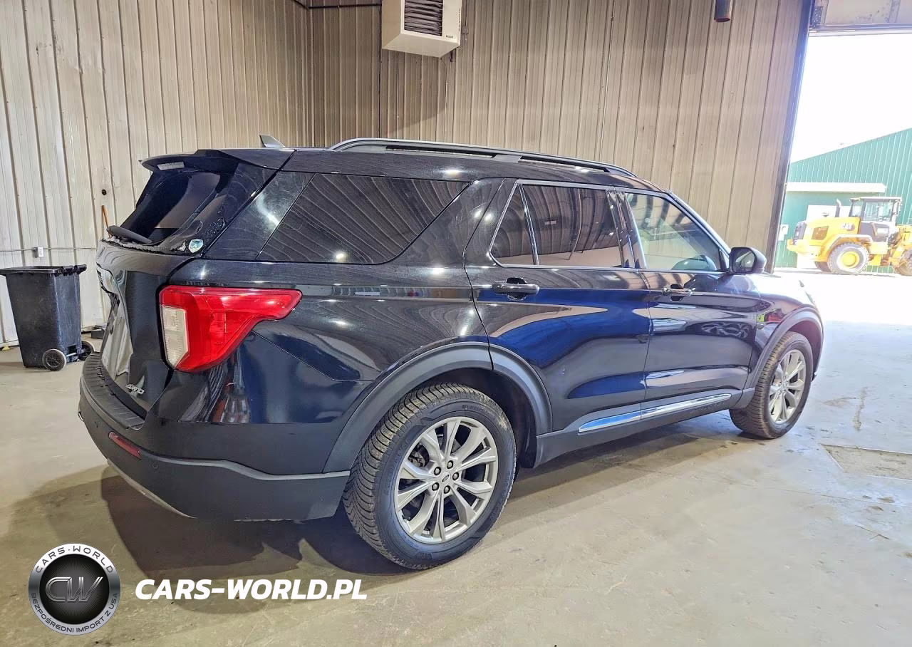 2021 Ford Explorer Xlt VIN:1FMSK8DH6MGA32283 - 3