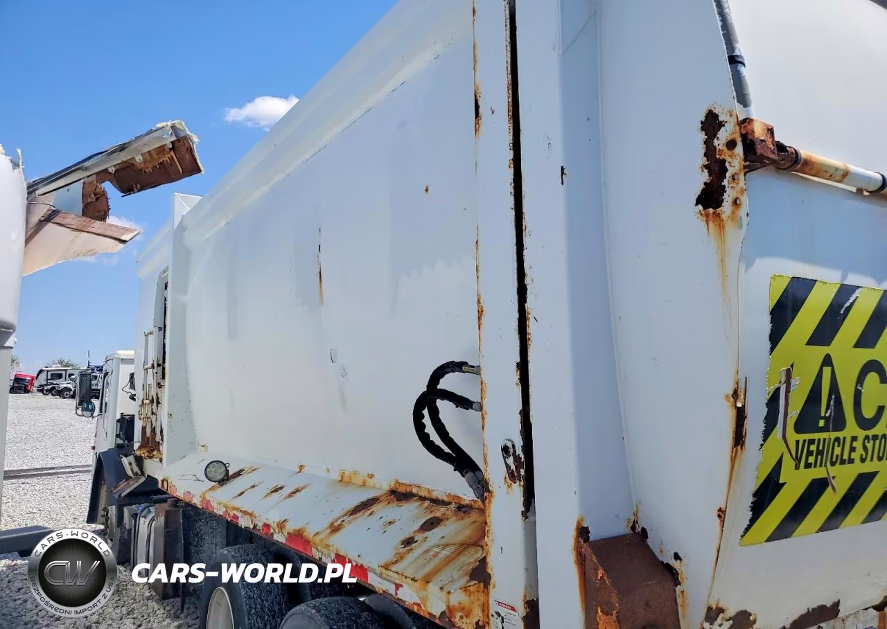 2016 Mack Leu600 Refuse Truck VIN:1M2AU04C7GM010746 - 3