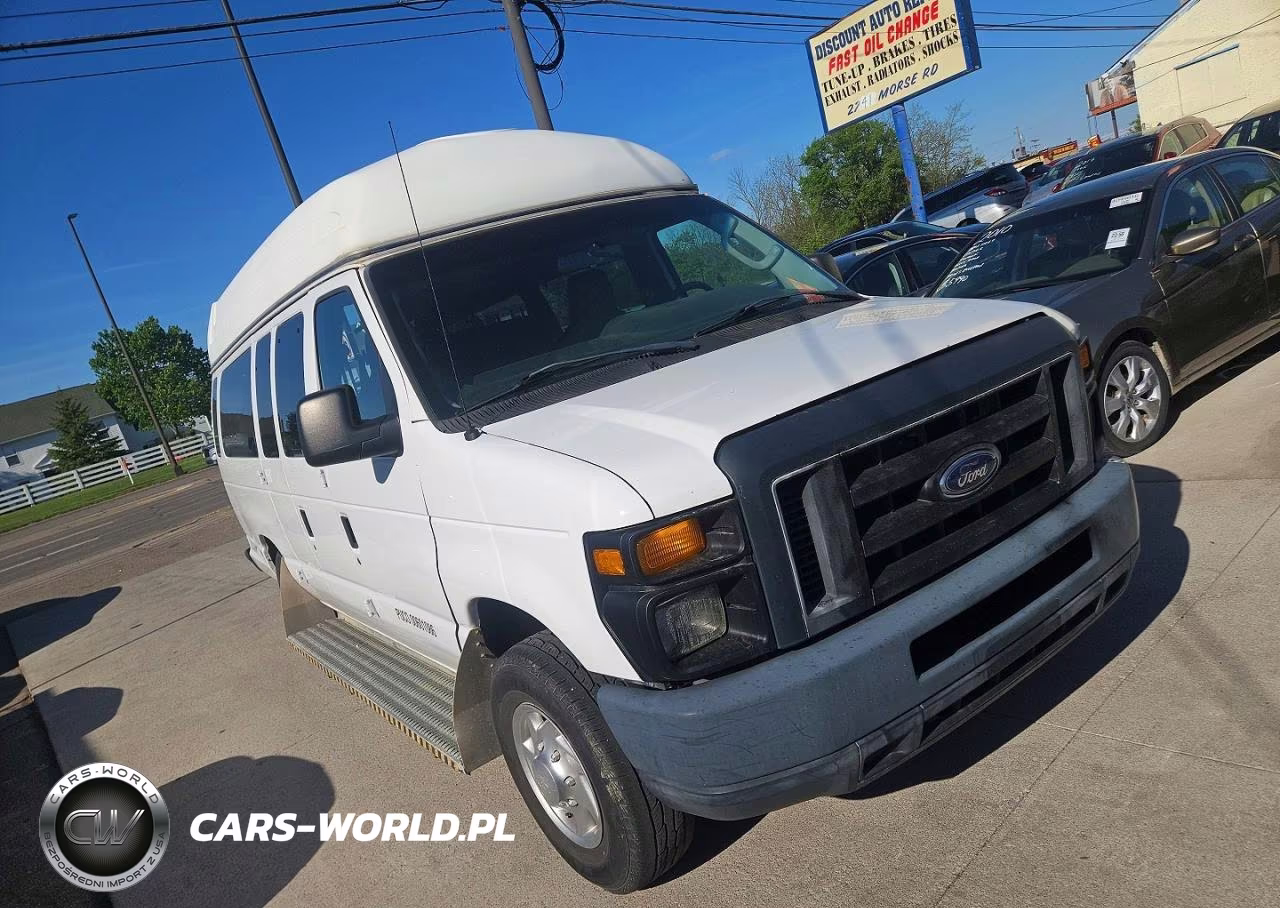 2014 Ford Econoline E250 Van